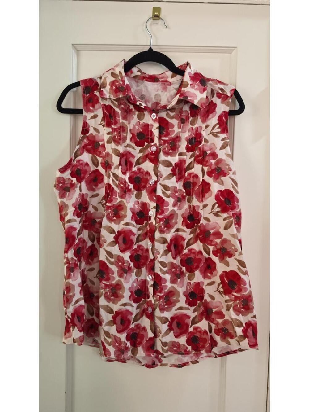 Sleeveless Floral Button-Up Linen Blend Blouse Medium
